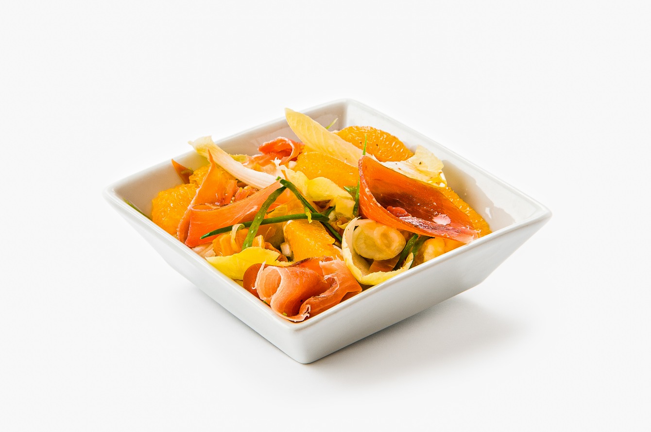 Salade composée maison en bol